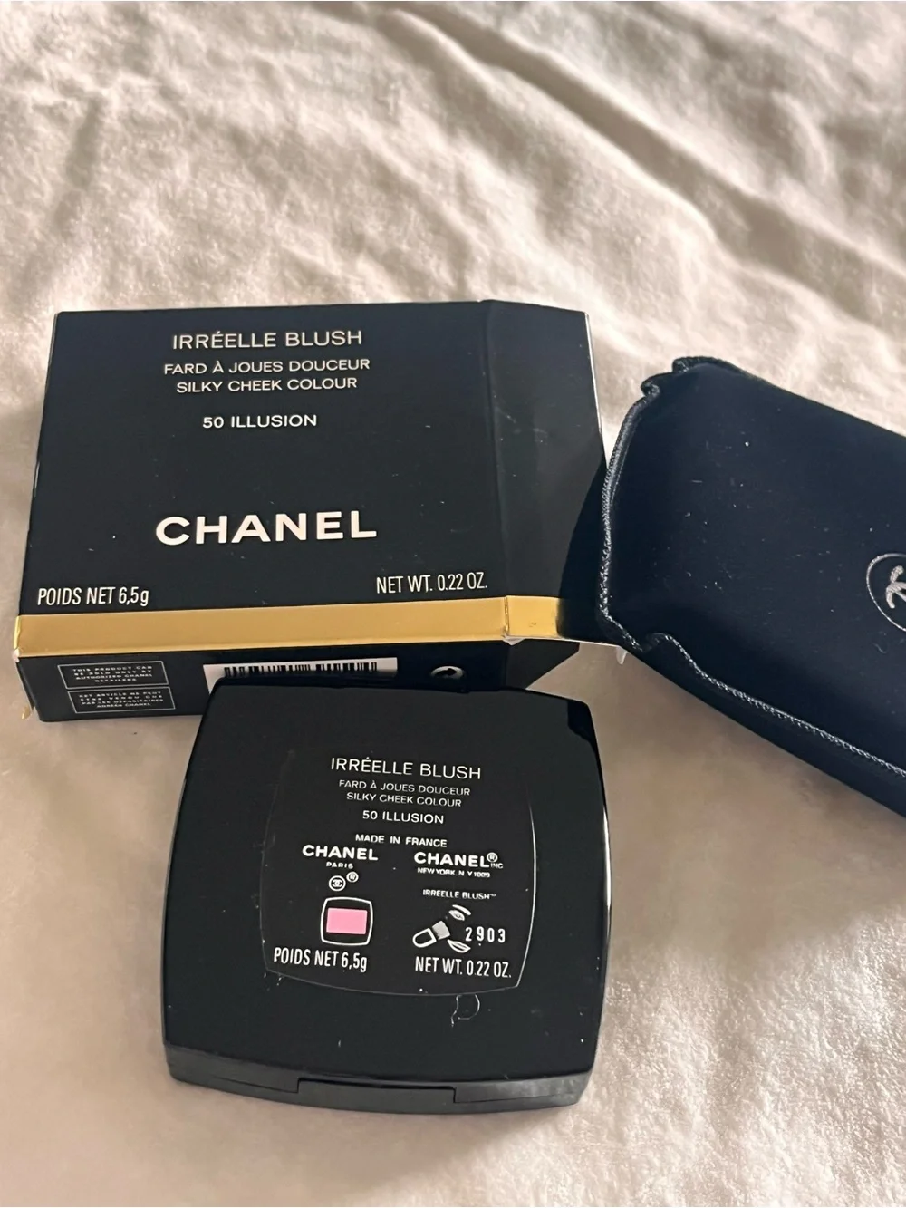 CHANEL Pink Quilted Cheek Blush Compact with Brush